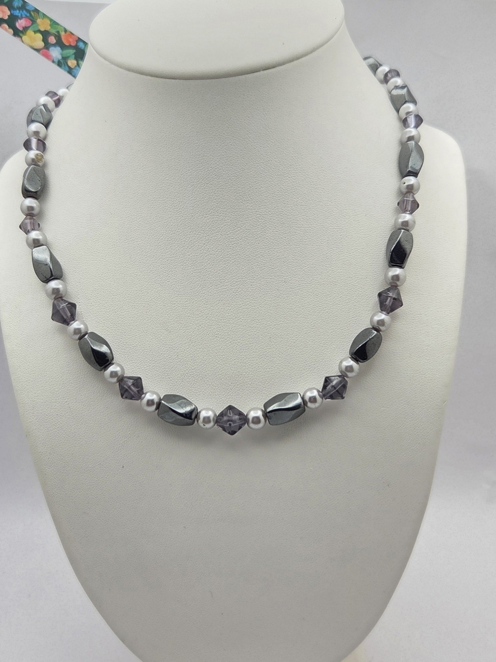 Vintage Style Beaded Necklace Hematite Faux Pearls Heart Clasp 18"